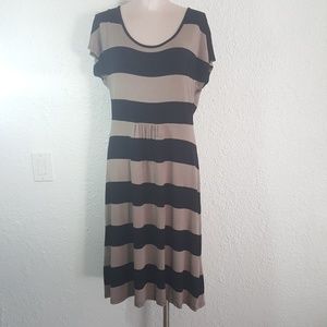 Venus casual striped dress size L
